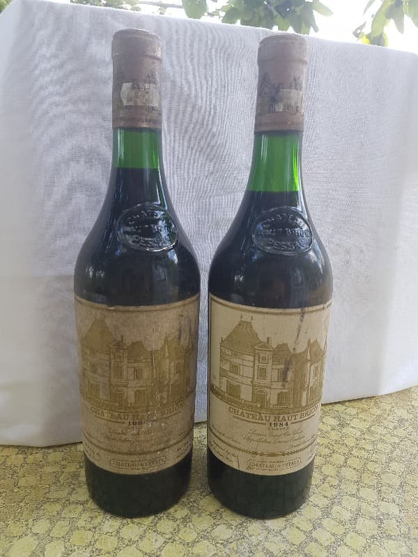 2 x Château Haut-Brion, Pessac-Léognan, 1984