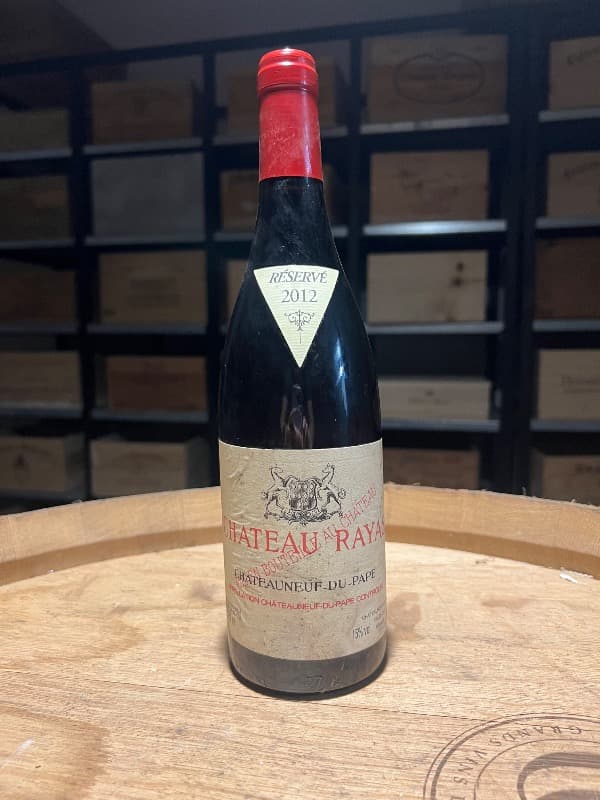 Châteauneuf-du-Pape, château Rayas, 2012