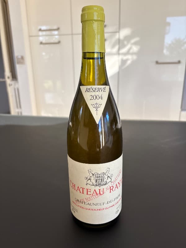 Châteauneuf-du-Pape, (Wh/Bc), Château Rayas, 2004