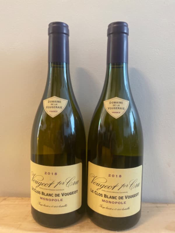2 x Clos de Vougeot, 1er Cru le clos blanc de Vougeot, Domaine de la Vougeraie, 2018