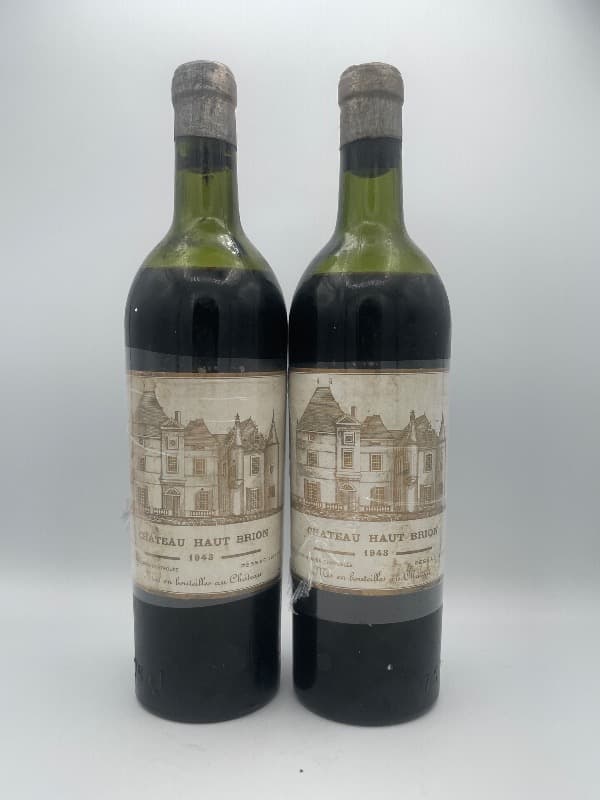 2 x château Haut-Brion, Pessac-Léognan, 1943