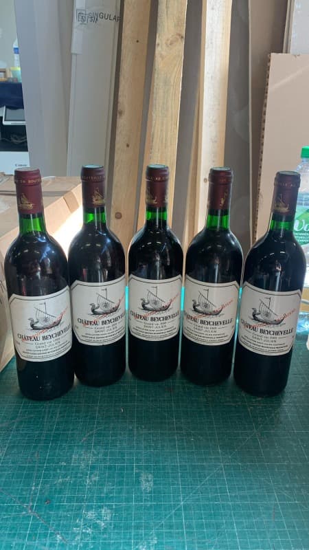 5 x Château Beychevelle, Saint-Julien ( 4 x 1989, 1 x 1988)