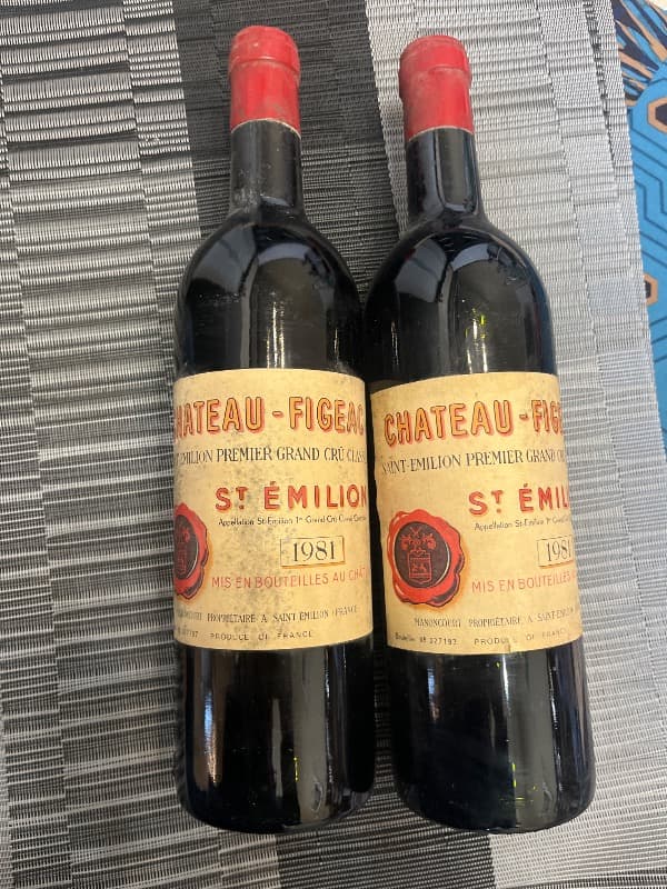 2 x Château Figeac, Saint-Émilion, 1981