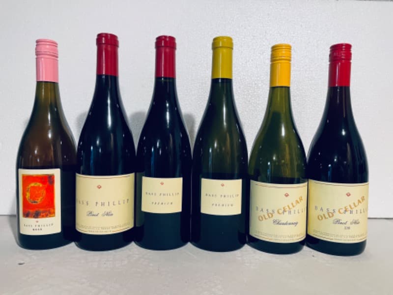 6 x Phillip Bass, Pinot noir/Chardonnay, 2018