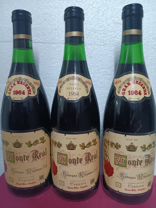 3 x Monte Real, Bodegas Riojanas, S.A., Rioja, 1964
