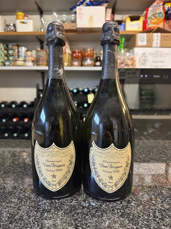 2 x Dom Pérignon, Moët & Chandon, Champagne, 2006