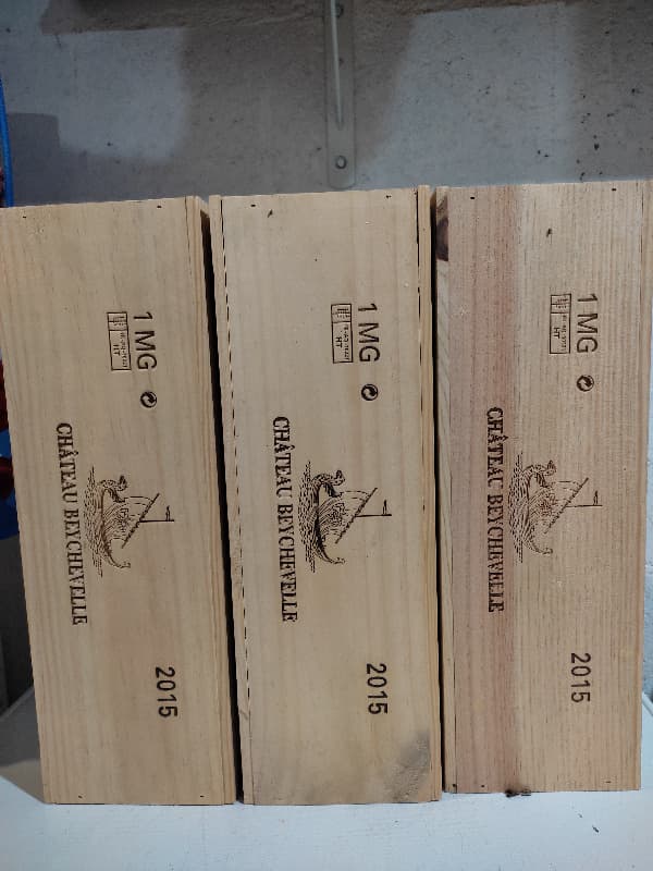 3 x Château Beychevelle, Saint-Julien, 2015 (Magnum)