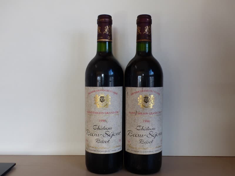 2 x Château Beau-Séjour Bécot, Saint-Émilion, 1996
