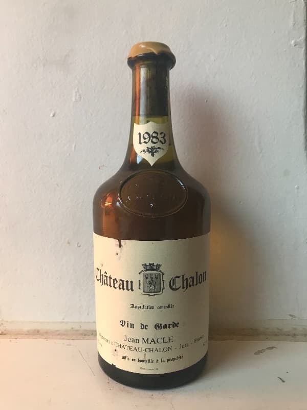 Domaine Macle (62cl), Château-Châlon, 1983