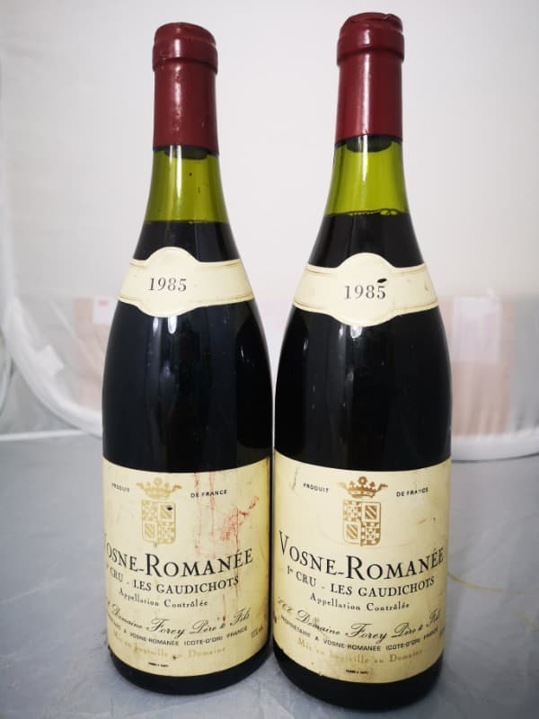 2 x Vosne-Romanée, 1er Cru - les Gaudichots, Domaine Forey père & fils, 1985