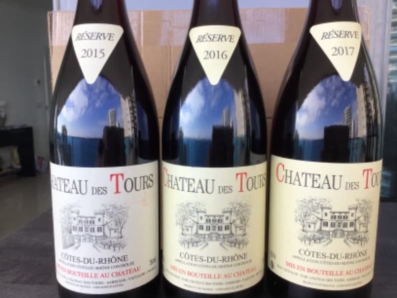 3 x Côtes-du-Rhône, Côtes du Rhône, Chateau des tours 2015/2016/2017