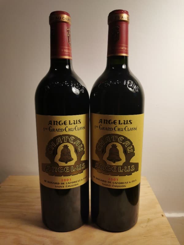 2 x château Angélus, Saint-Émilion Grand Cru, 2001