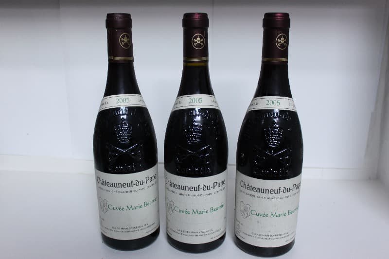 3 x Châteauneuf-du-Pape, MARIE BEURRIER, BONNEAU, 2005