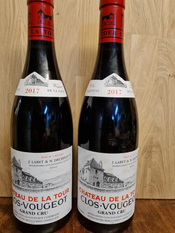 2 x Clos de Vougeot, château de la Tour, 2017