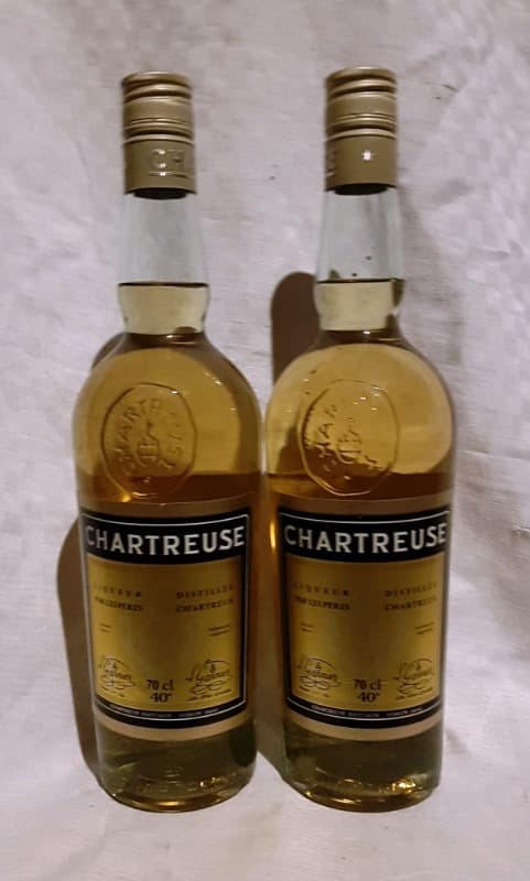 2 x Chartreuse Jaune des pères Chartreux, 1975