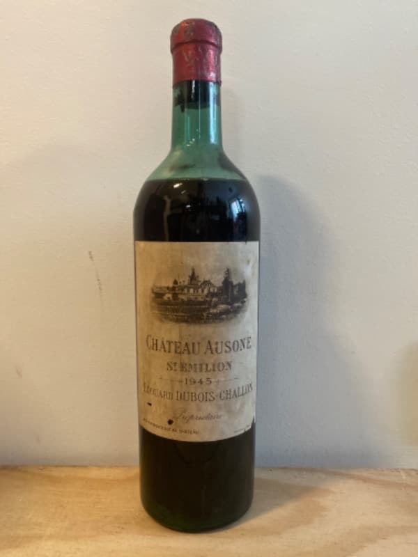 Château Ausone, Saint-Émilion, 1945
