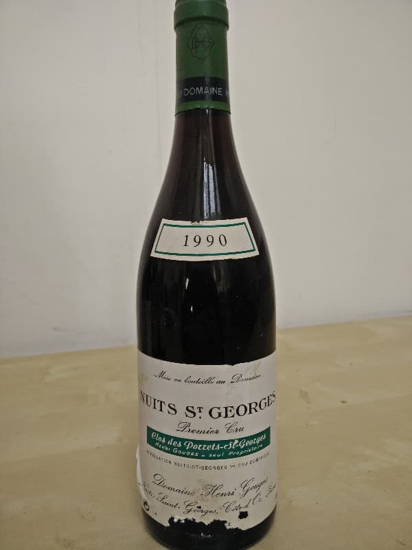 Nuits-Saint-Georges, Clos des Porrets - 1er Cru, Domaine Henri Gouges, 1990