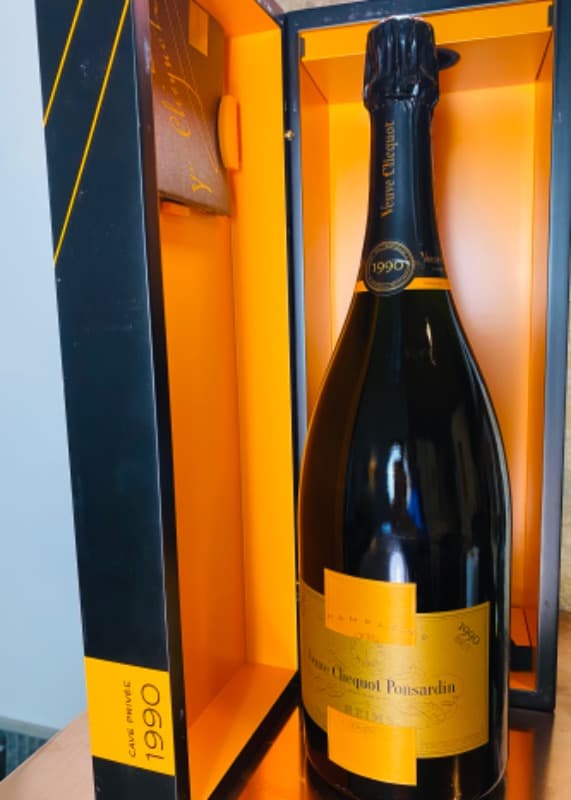 Ponsardin Cave privée, Veuve Clicquot, Champagne, 1990 (Magnum)
