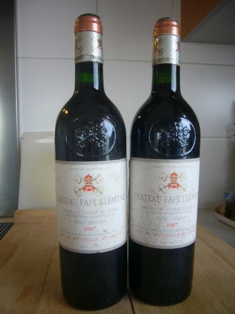 2 x Grand cru classé, Château Pape Clément, Pessac-Léognan, 1997