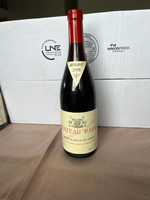 Châteauneuf-du-Pape, château Rayas, 2008