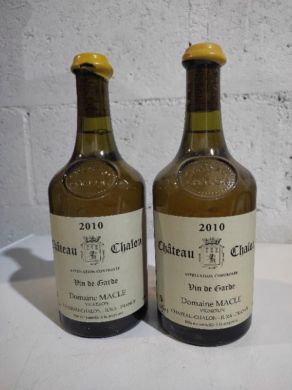 2 x Jean Macle, Château-Châlon, 2010