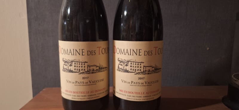 2 x Vin de Pays du Vaucluse, Domaine des tours, 2017