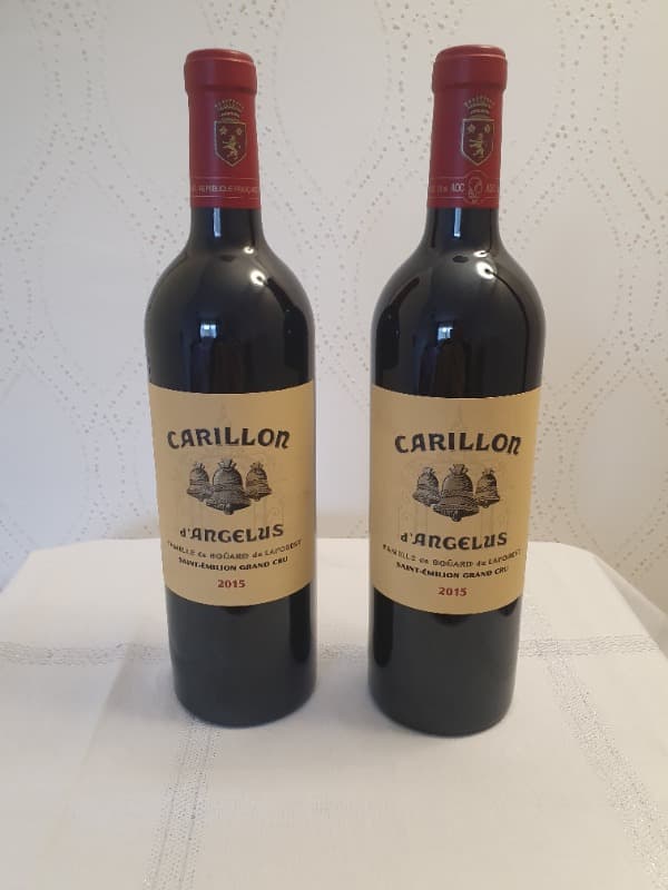 2 x La Carillon, Château Angélus, Saint-Émilion Grand Cru, 2015