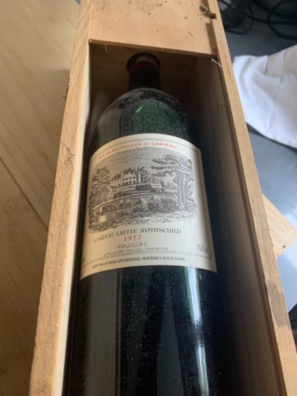 Château Lafite Rothschild, Pauillac, 1977 (Magnum)