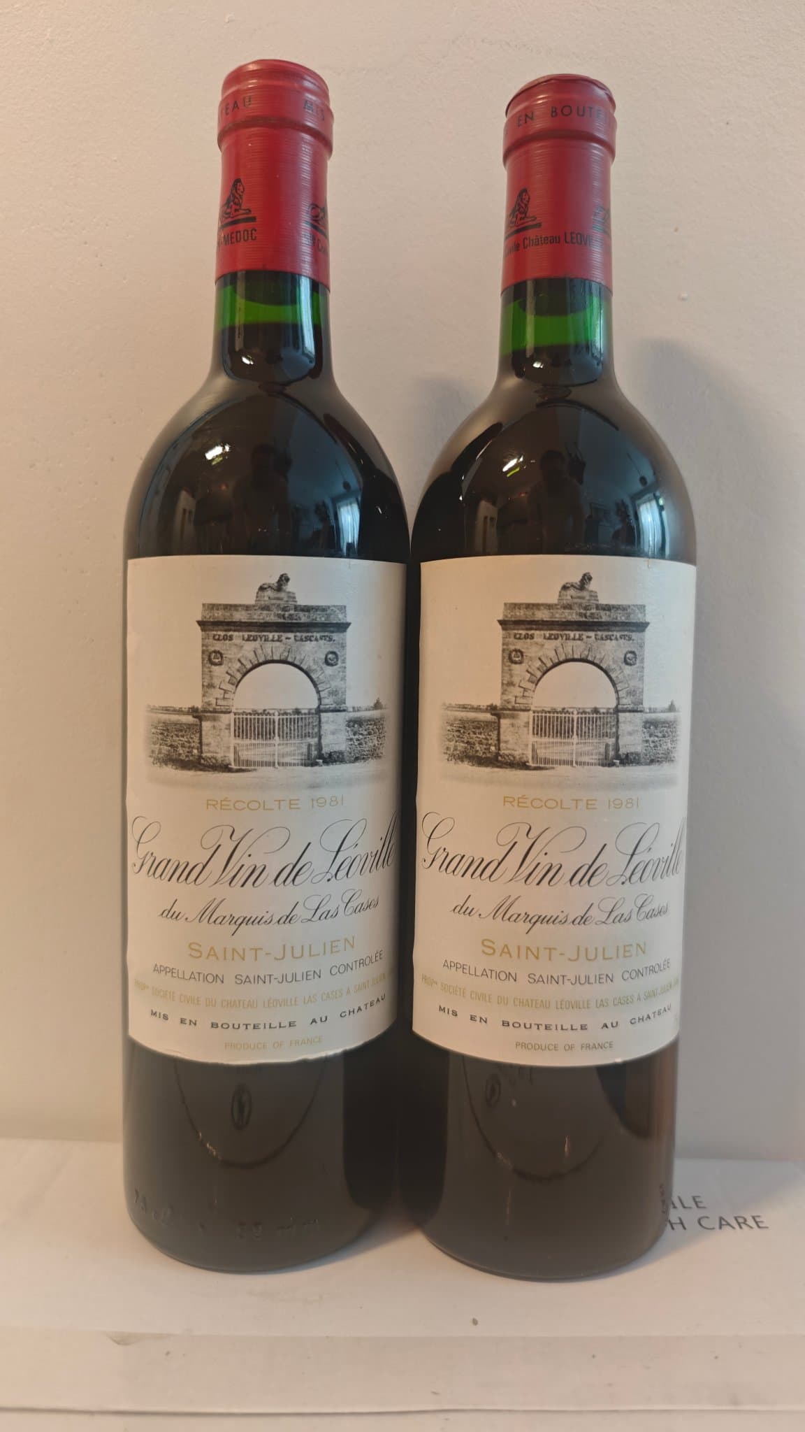 2 x Grand Vin de Léoville du Marquis de Las Cases, Saint-Julien, 1981