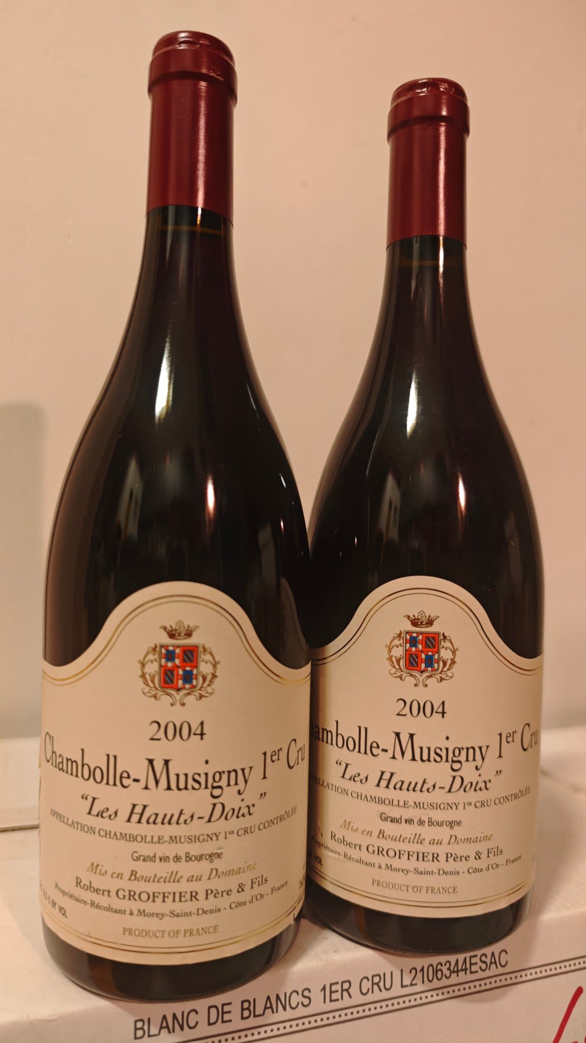 2 x Robert Groffier, Chambolle-Musigny Premier Cru, Les Hauts Doix, 2004