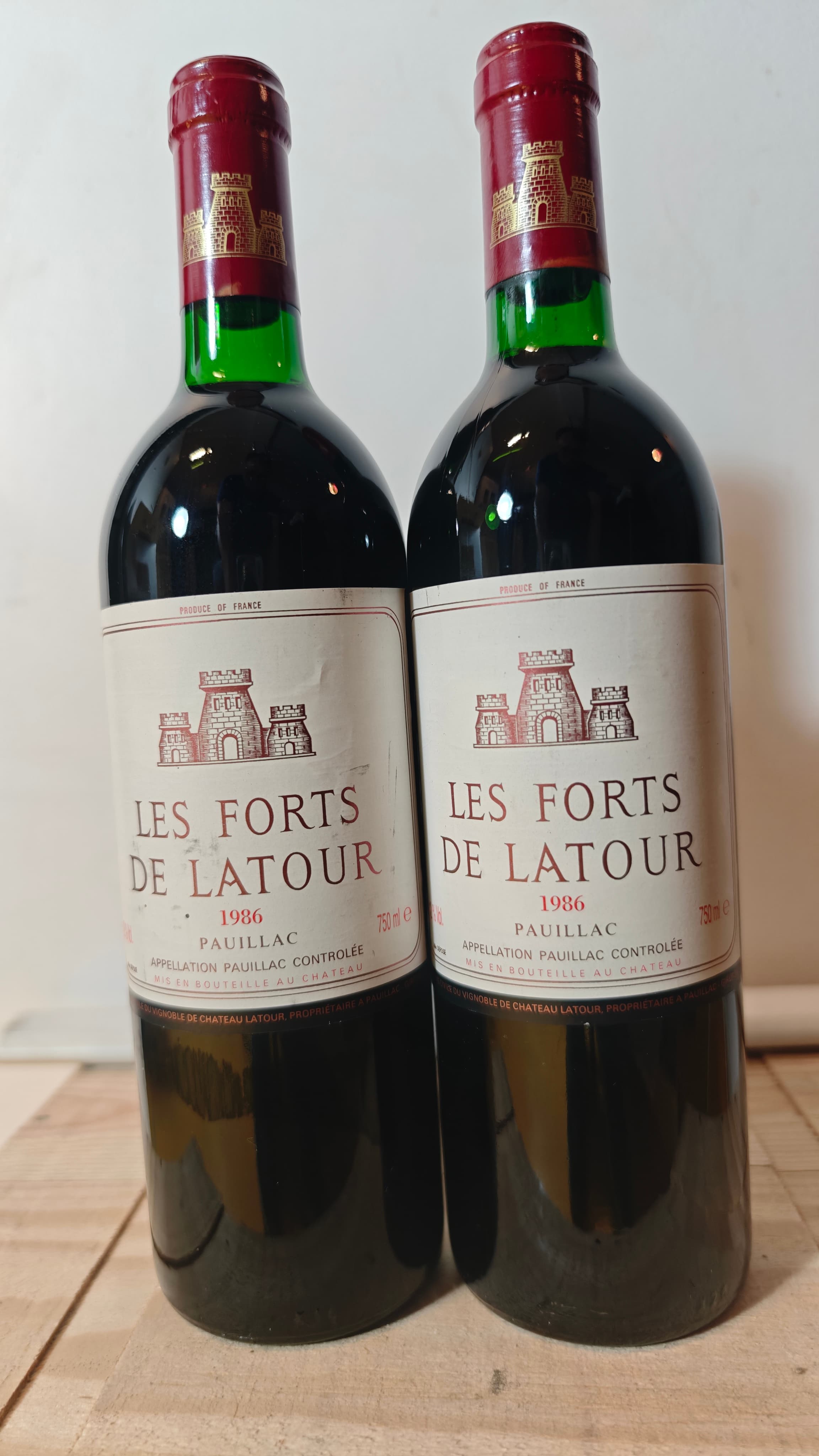 2 x Les Forts de Latour, Pauillac, 1986
